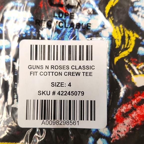❤️NWT VINTAGE TORRID GUNS N ROSES BAND TEE - SLASH, AXL ROSE CONCERT - PLUS SIZE - Picture 9 of 11